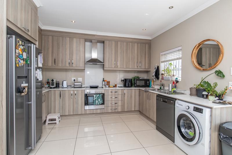 3 Bedroom Property for Sale in Heathfield Western Cape